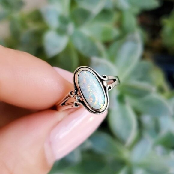 Sterling Silver Opal Ring, Women's Ring, Minimalist Ring, Oval Stone,925 Stamped - Picture 5 of 9